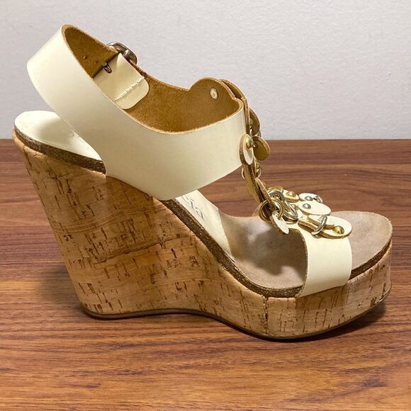 Pedro Garcia Sandal with Cork Wedge, Ankle Strap and Circle Ornaments. Size 38.5 - Picture 3 of 10